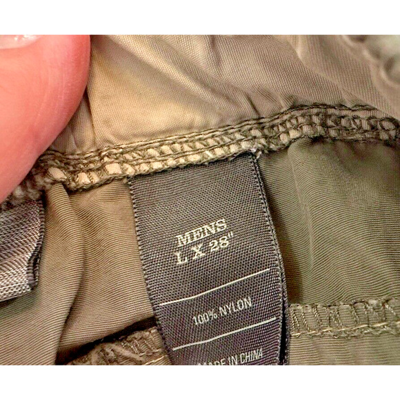 REI Mens Activewear Pants LX28 Army Green Convertible Shorts UPF 50 Belted Cargo - Picture 10 of 16